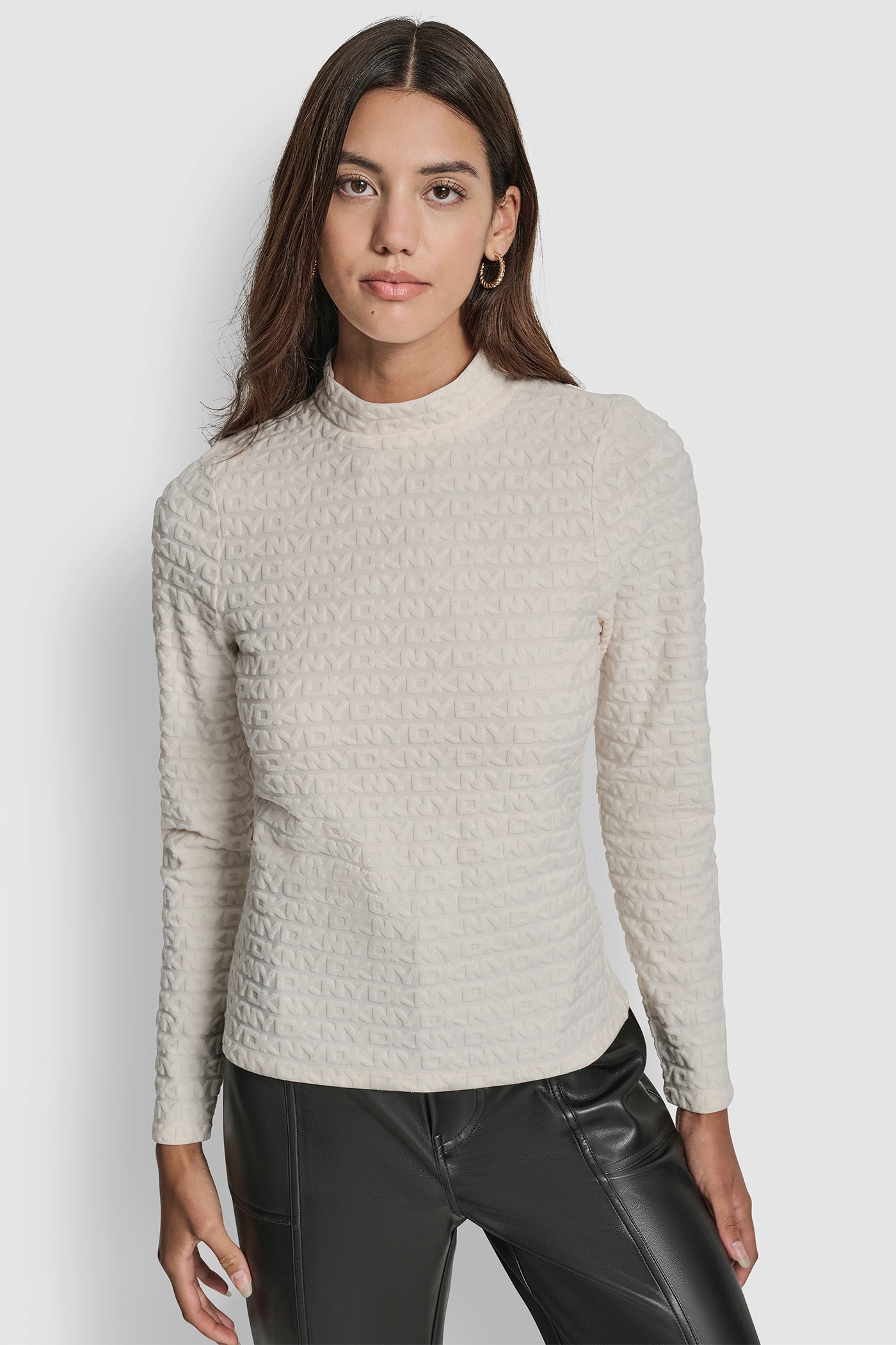 LOGO JACQUARD LONG SLEEVE MOCK NECK TEE